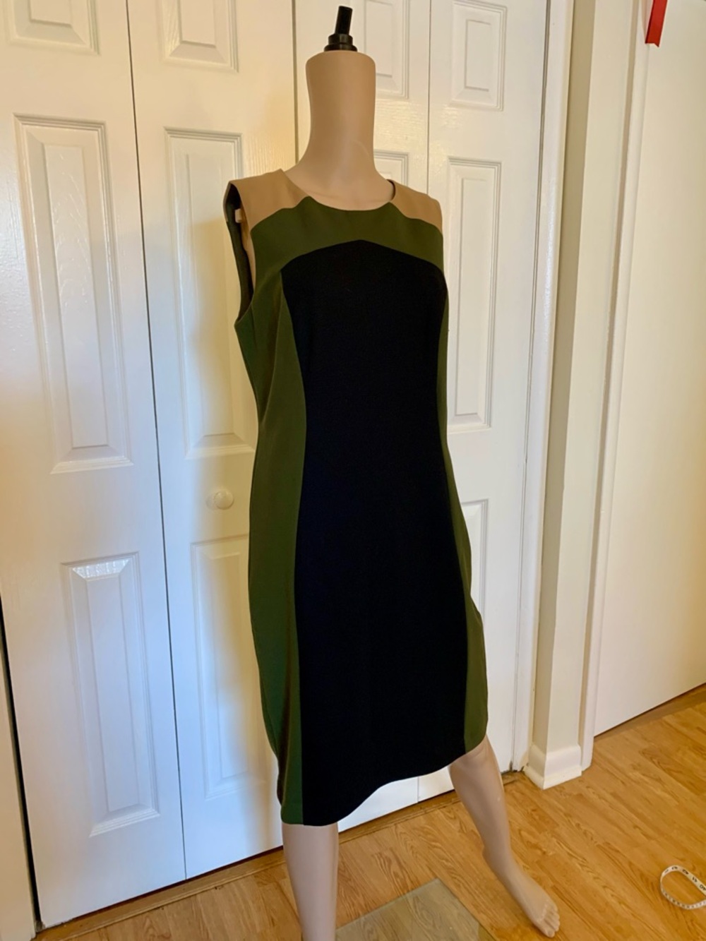 Premise Sleeveless Colorblock Midi Dress in Black, Olive & Beige